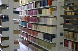 図書館内画像