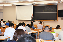 学部・学科・入試説明、キャリアセンター説明