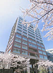 桜と九段1号館