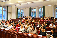 エトヴェシュ・ロラーンド大学で海外派遣講座風景