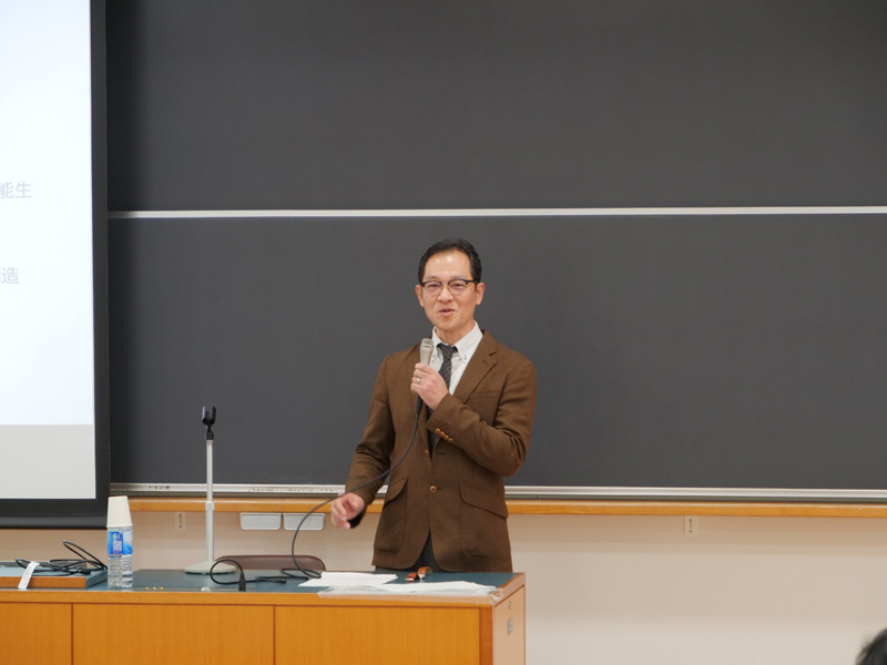 講演を行った藤井倫明 九州大学准教授