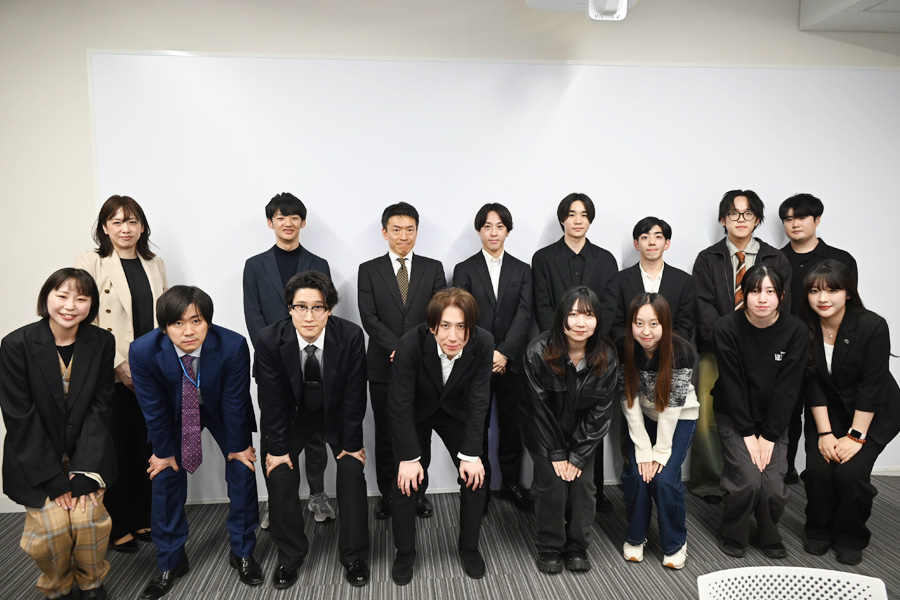 インターンシップに臨む小久保ゼミの学生、小久保教授とTOPPANの皆さま