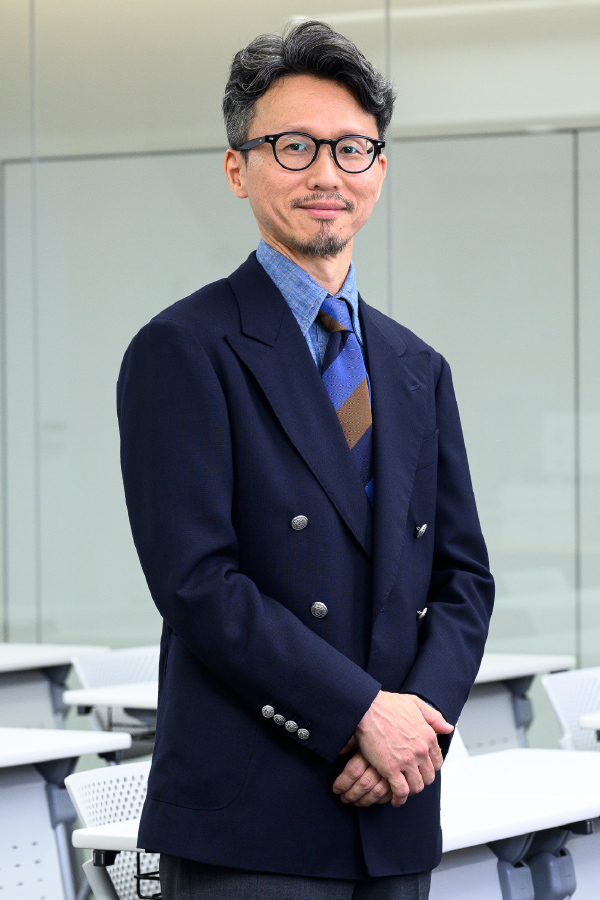 二松学舎教員エッセイ(手賀 裕輔 教授)