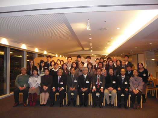 2012年度 国際交流年末懇親会5