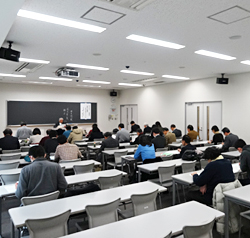 講演会の会場風景