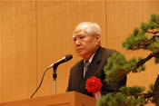 鳥居泰彦日本私立学校振興・共済事業団理事長(祝辞)